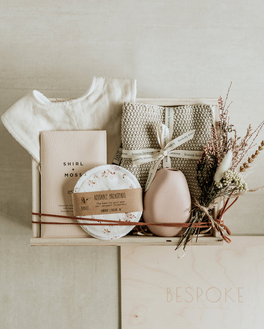 Custom Gift Boxes, ready-to-ship gift boxes, online gift boxes and hampers, NZ-made gifts, thank you gift ideas, new baby gift set, birthday gifts, personalised gift ideas