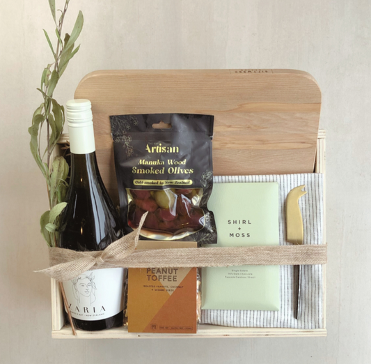 Custom Gift Boxes, ready-to-ship gift boxes, online gift boxes and hampers, NZ-made gifts, thank you gift ideas, new baby gift set, birthday gifts, personalised gift ideas