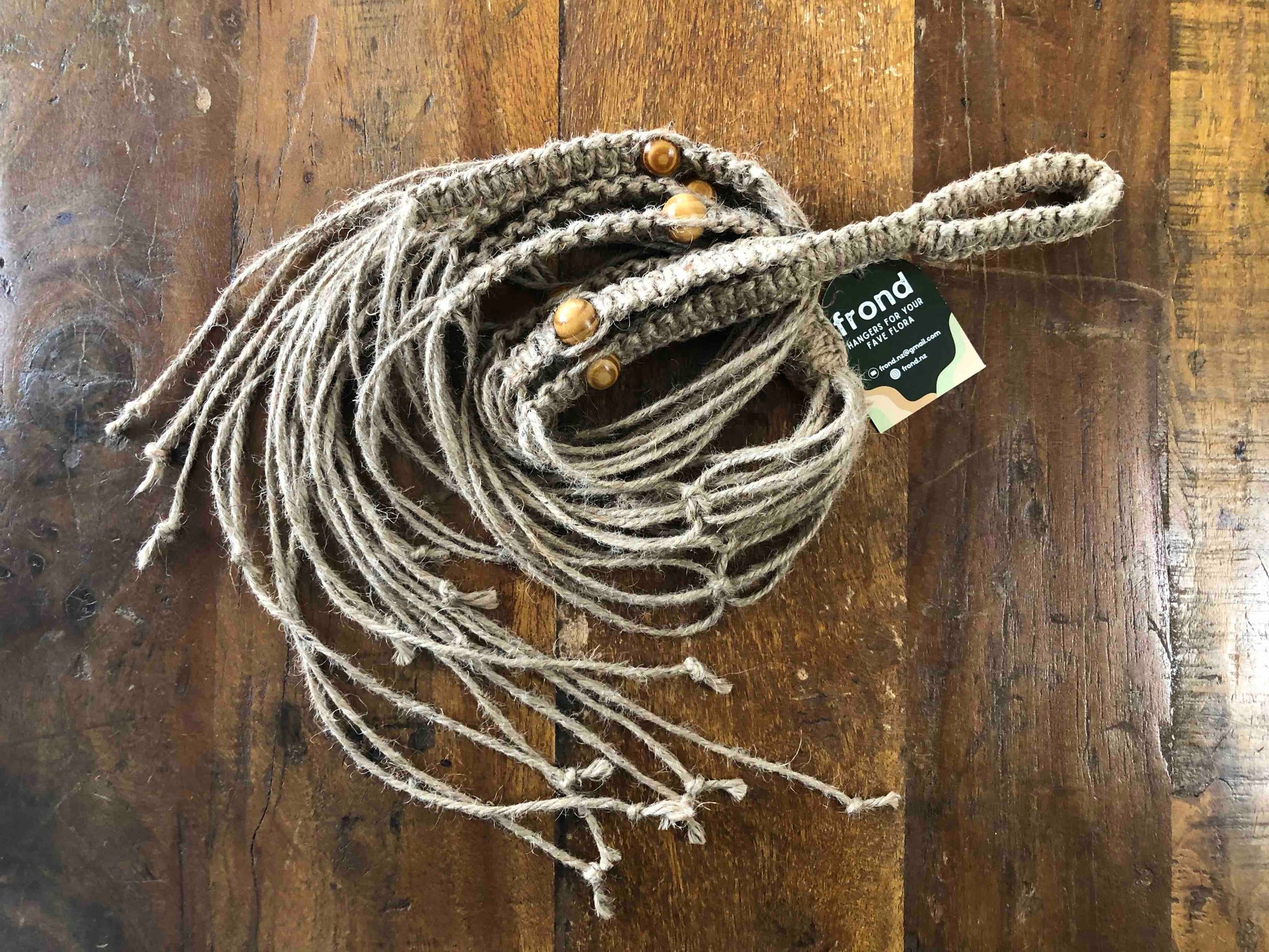 Frond | Macrame Plant Hanger - Bespoke Gift Boxes