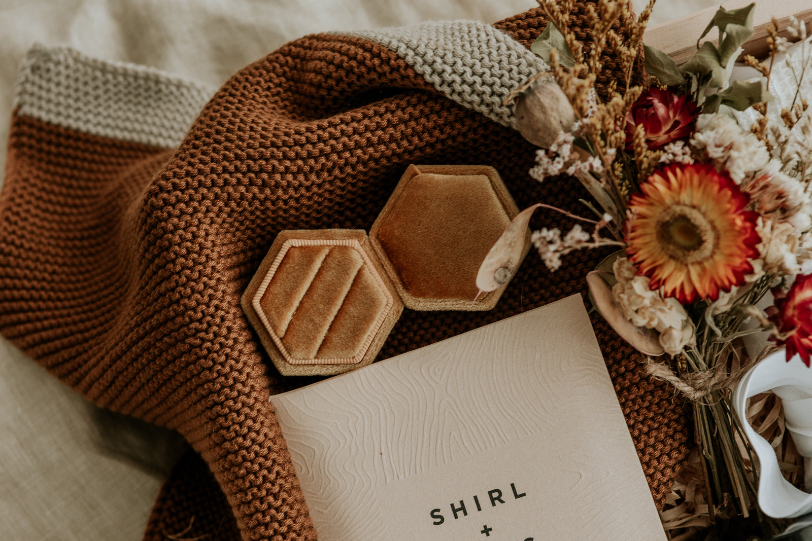 Custom Gift Boxes, ready-to-ship gift boxes, online gift boxes and hampers, NZ-made gifts, thank you gift ideas, bridal gifts, birthday gifts, personalised gift ideas